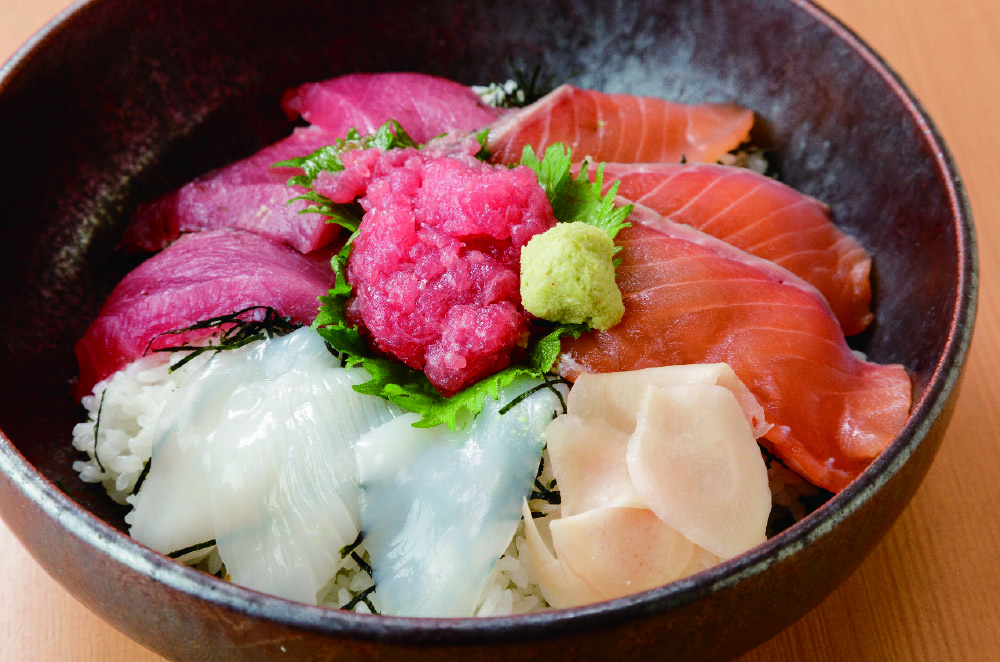 三色丼